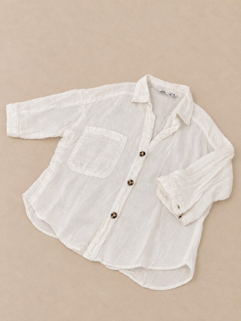 Zara White Linen Button-Up (Category: Blouses) located in Manila. Submitted by lexiandco.ph (Listing ID 1469587965, Image 1). Description: .