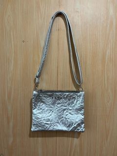(Category: ) located in . Submitted by thethriftcity2024 (Listing ID 1469606975, Image 1). Description: .