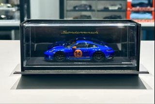 1/43 Porsche Dealer Edition 911 GT3 RS (992) with Manthey Racing in ...