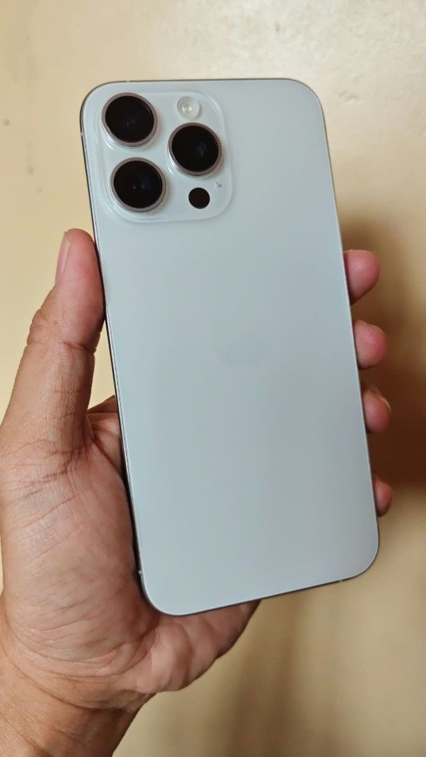 15 pro max 256 (Category: iPhone 15 Series) located in Manila. Submitted by kiroozz (Listing ID 1469929379, Image 2). Description: For sale Or swap lower unit add cash 15 pro max 256gb Open line Japan varriant No sim restriction Any sim Any country open line 78% orig battery life Not bossted Face id working Trutone working No issue Never repair Ready to use Unit Box Case Cord.