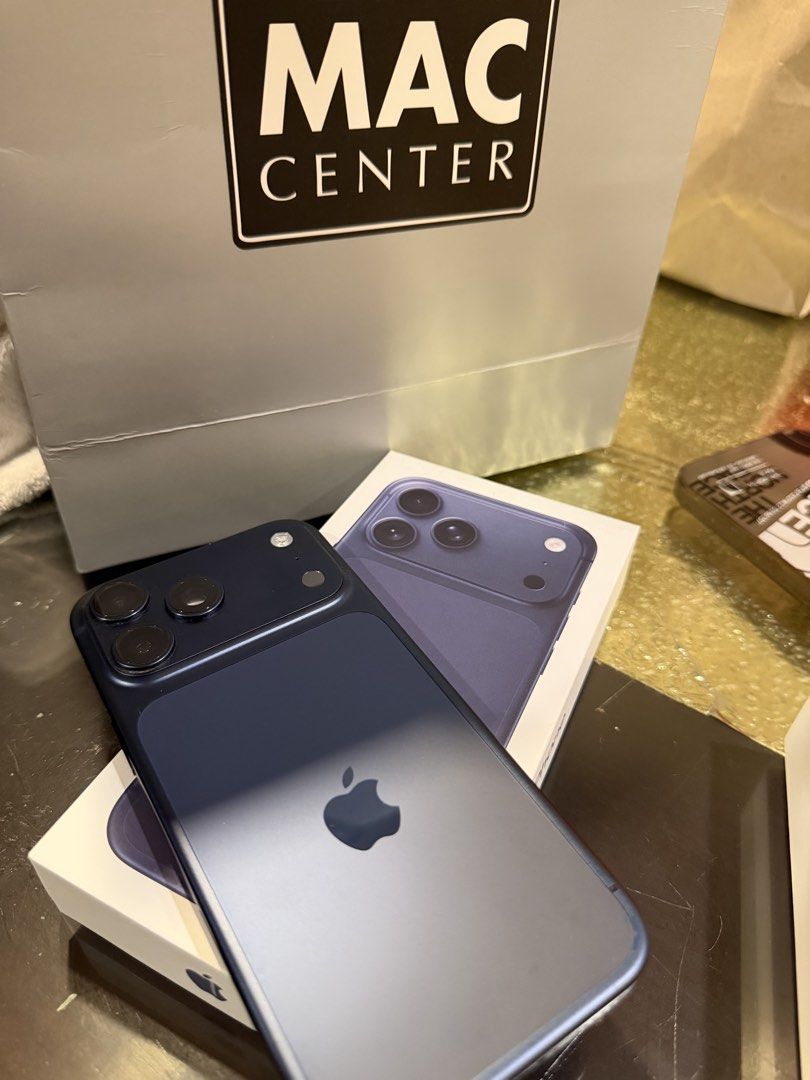 17promax 256 deep blue (Category: iPhone 17 Series) located in Quezon City. Submitted by iamlucky183 (Listing ID 1469883122, Image 1). Description: 17promax 256g Makinis no dents Factory Unlocked Complete with box Batt health: 90%.