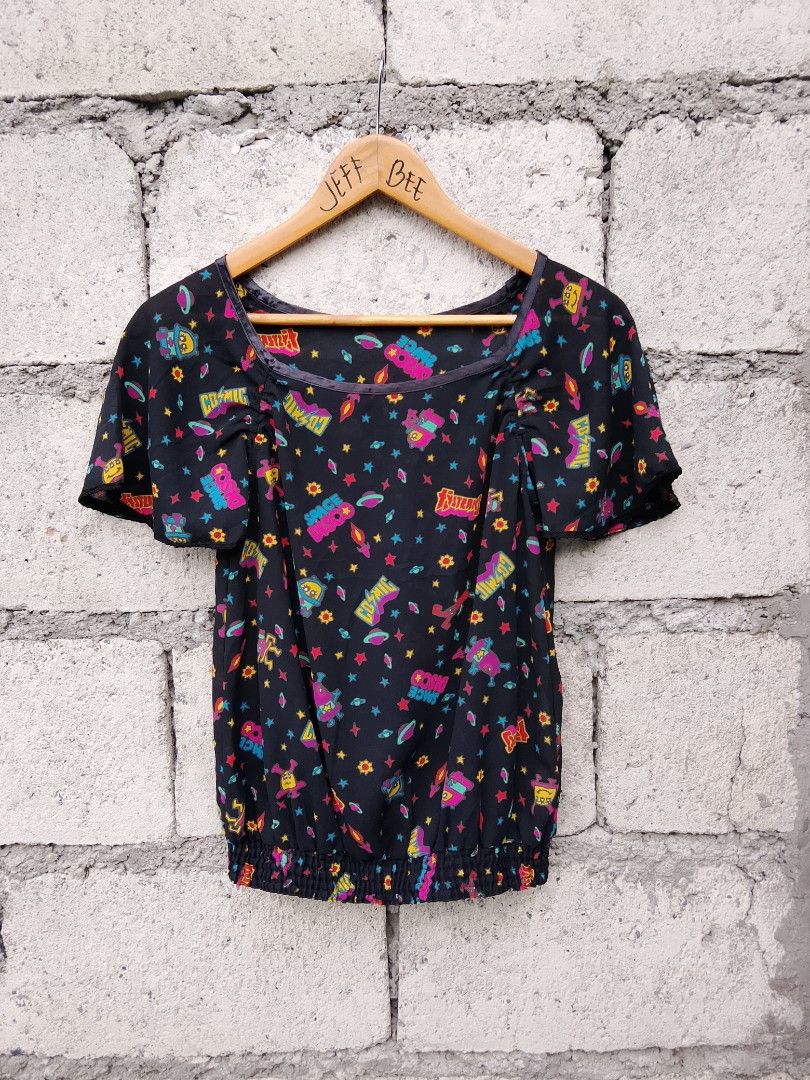 1990's rare hysteric glamour (Category: Blouses) located in Bayombong. Submitted by jeffreybee (Listing ID 1469894647, Image 1). Description: LIKE NEW NO FLAWS.