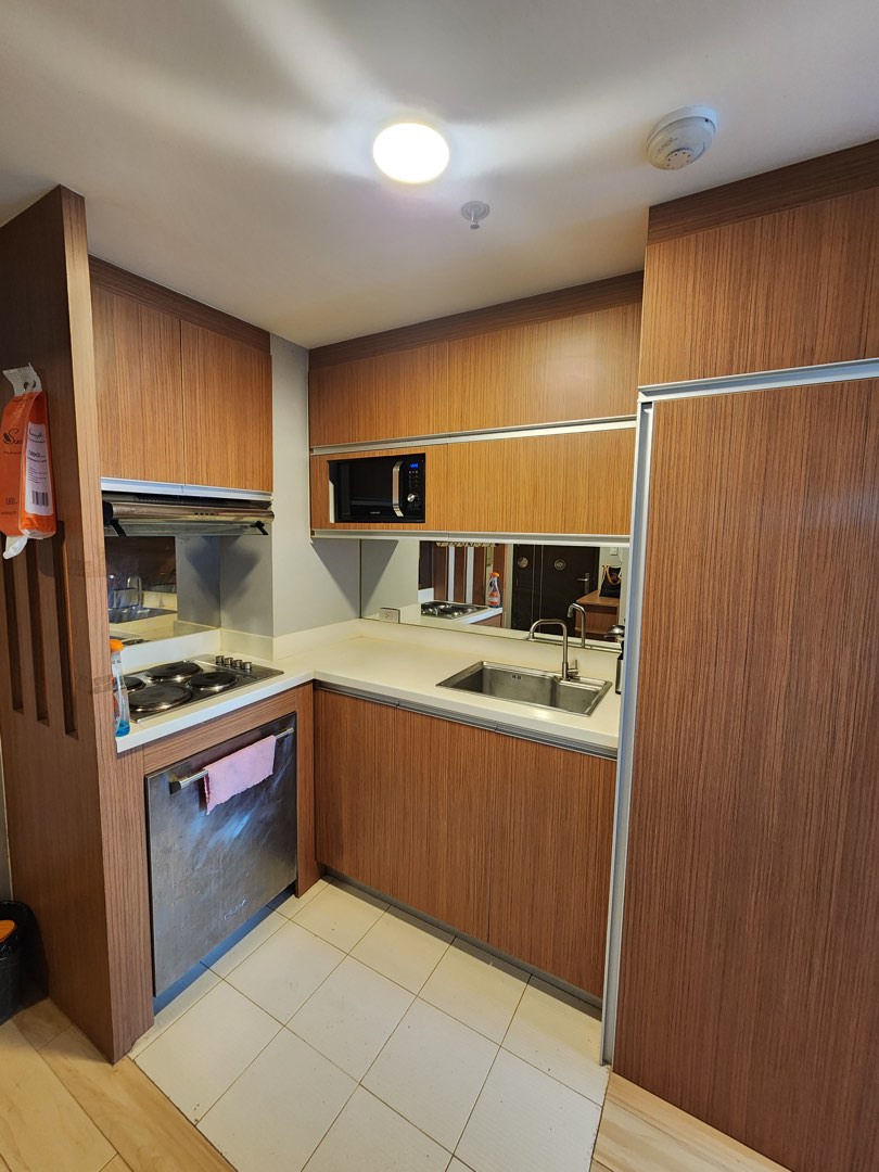 (Category: ) located in . Submitted by Cristian (Listing ID 1469889656, Image 1). Description: .