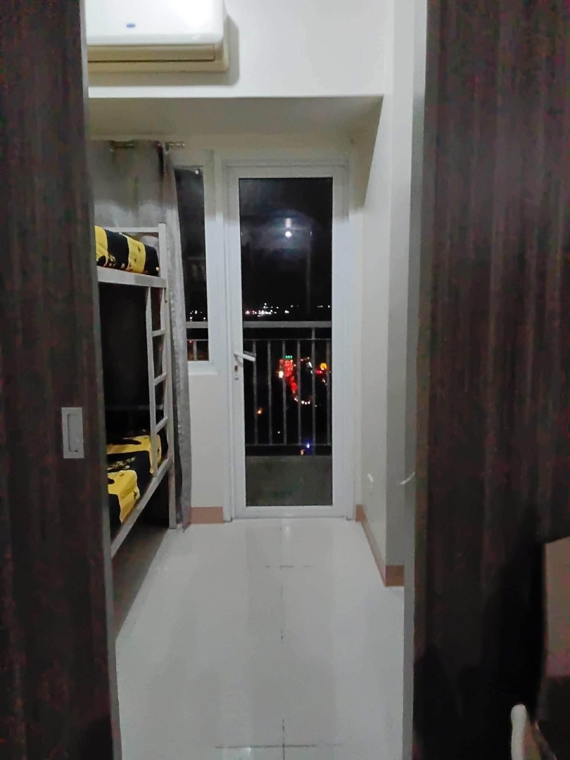 (Category: ) located in . Submitted by bettygorosperemaxc (Listing ID 1469821834, Image 1). Description: .