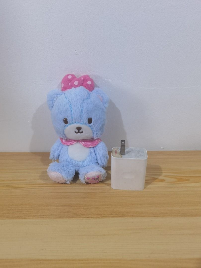 2010 Sanrio Smiles - Tiny Chum Plush (Category: Plushies & Soft Toys) located in Taguig. Submitted by kalabasza (Listing ID 1469941772, Image 2). Description: 📌 This is a preloved item. Please manage your expectation. 📌 Actual item posted. 📌 Product Color may slightly vary due to Photographic Lighting. 📌 Location: Taguig 📌 MOP: GCash. Payment first before ship. 📌 MOD: J&T, LBC, GoGo or Lalamove. 📌 DF/SF at buyer's expense. 📌 No rush shipp