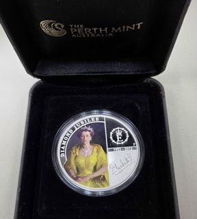 （分類：）位於 。 由 gold.silver 提交（商品編號 1469865367，圖片 1）。簡介： 。