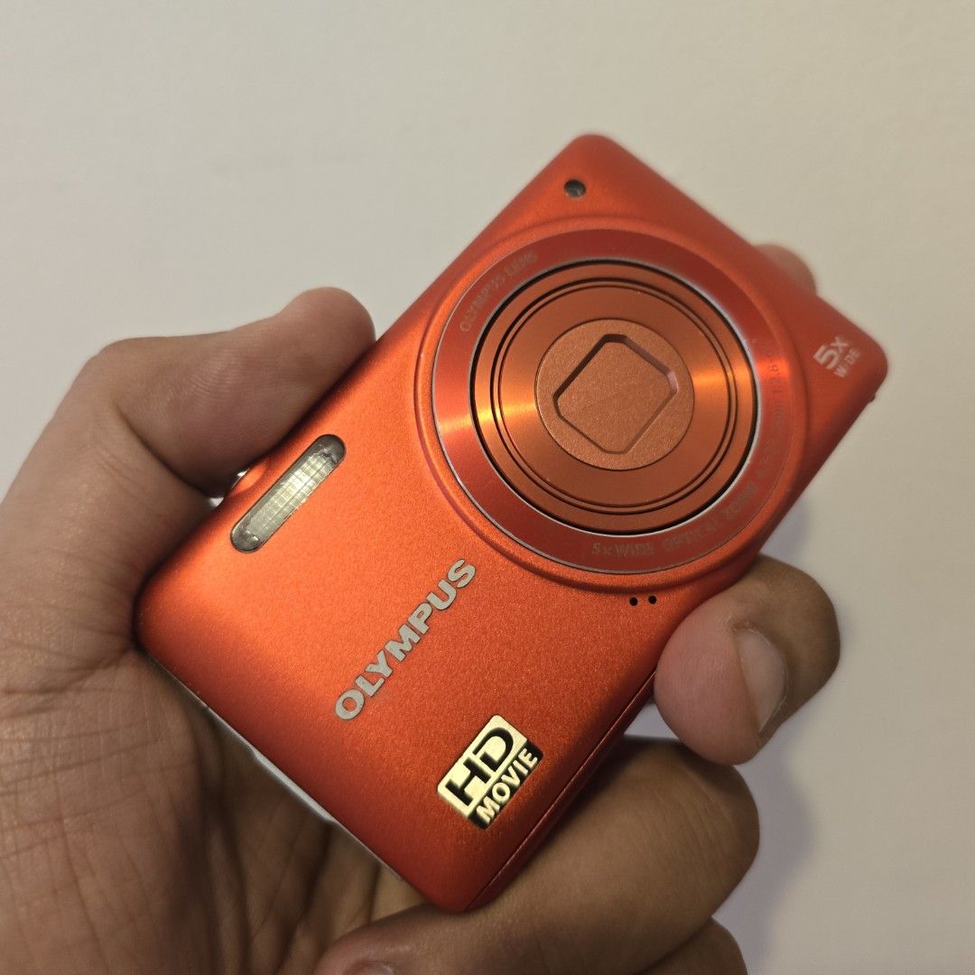 2nd Hand Olympus D-745 (14.0 Megapixels) - No Issues (Category: Cameras) located in Quezon City. Submitted by manila_segunda_mano (Listing ID 1469817371, Image 1). Description: 2nd Hand Olympus D-745 (14.0 Megapixels) - No Issues Maganda po output nya. PM lng for samples. Price: ₱4.8K Inclusions: • Unit (please zoom in/out for cosmetic details) • Battery • Strap • Charger Interested? Please send us a direct message for a faster transaction. Sampl