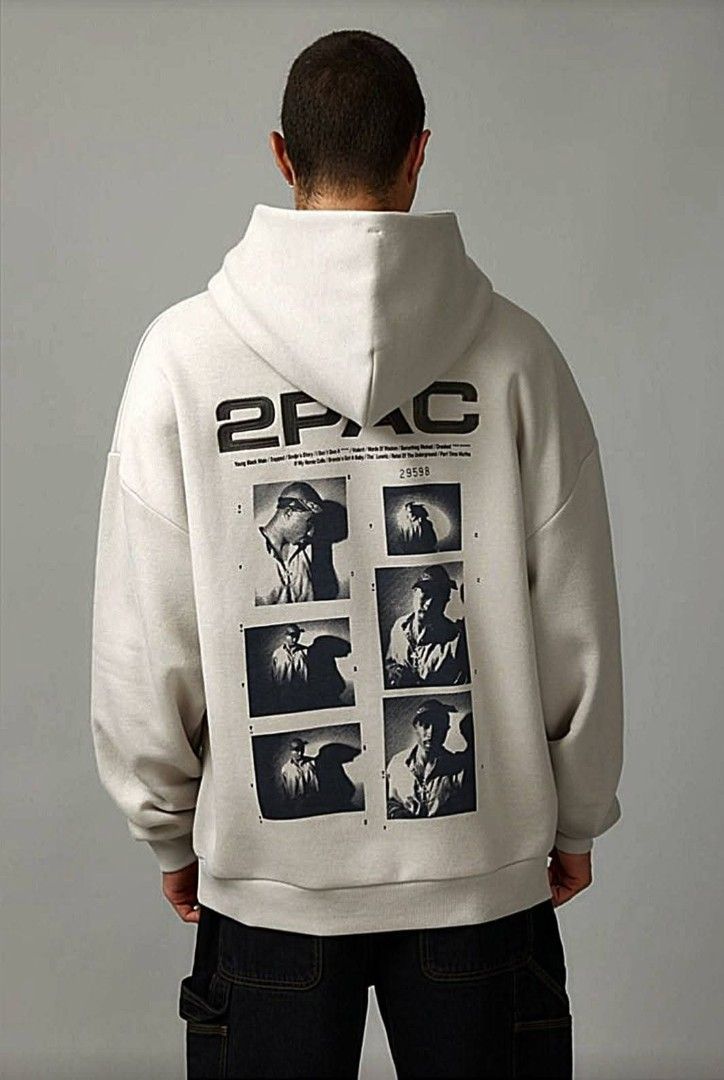 2pac All eyes on me (Category: Coats, Jackets and Outerwear) located in Davao. Submitted by johnlord28thriftco (Listing ID 1469932889, Image 3). Description: 2PAC Hoodie All Eyez On Me Medium 23 x 27.5 fit to large excellent check details.
