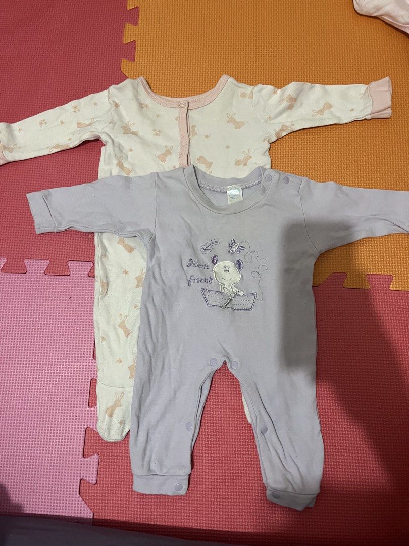 2pcs baby clothes (Category: Babies & Kids Fashion) located in Manila. Submitted by mamamogreen69 (Listing ID 1469853200, Image 1). Description: Decluttering 3-6m 📍pasig city.