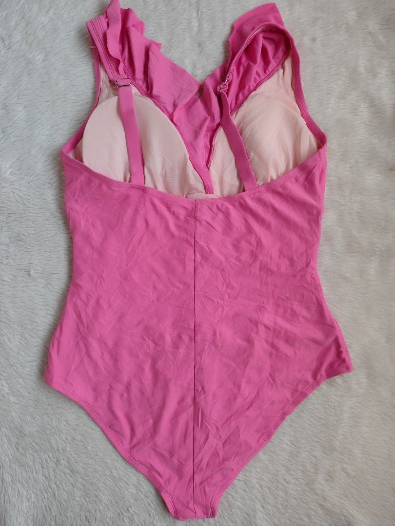 (2XL) CUt Tag Plus Size Swimsuit (Category: Bikinis & Swimsuits) located in Paranaque City. Submitted by tanz2014 (Listing ID 1469783696, Image 2). Description: 🥀𝐏𝐋𝐔𝐒 𝐒𝐈𝐙𝐄 𝐒𝐖𝐈𝐌𝐖𝐄𝐀𝐑🥀 🌻Like New🌻 🌼Brand: CUT TAG ➡️Built in Pad ➡️Tummy Control 🌸Size: 2XL 💸Mine: P280 🔺All Items are PRELOVED in good condition. 🔺Please do manage your expectations. 🔺WASH before USE‼️ 🔺BUY at your own RISK‼️ ❌NO RETURN, NO EXCHANGE POLICY❌ 🚫BOG