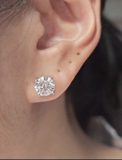 (Category: ) located in . Submitted by closetsaleph (Listing ID 1469843865, Image 1). Description: .