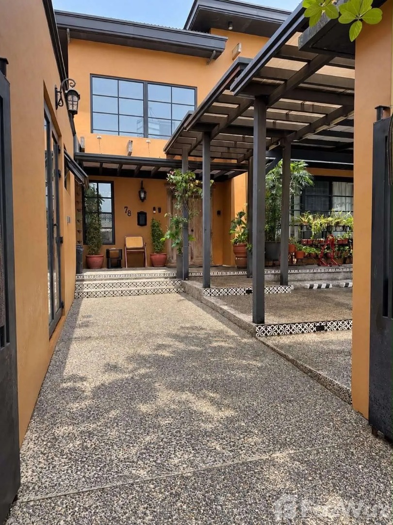 (Category: ) located in . Submitted by propertyproph (Listing ID 1469788191, Image 1). Description: .