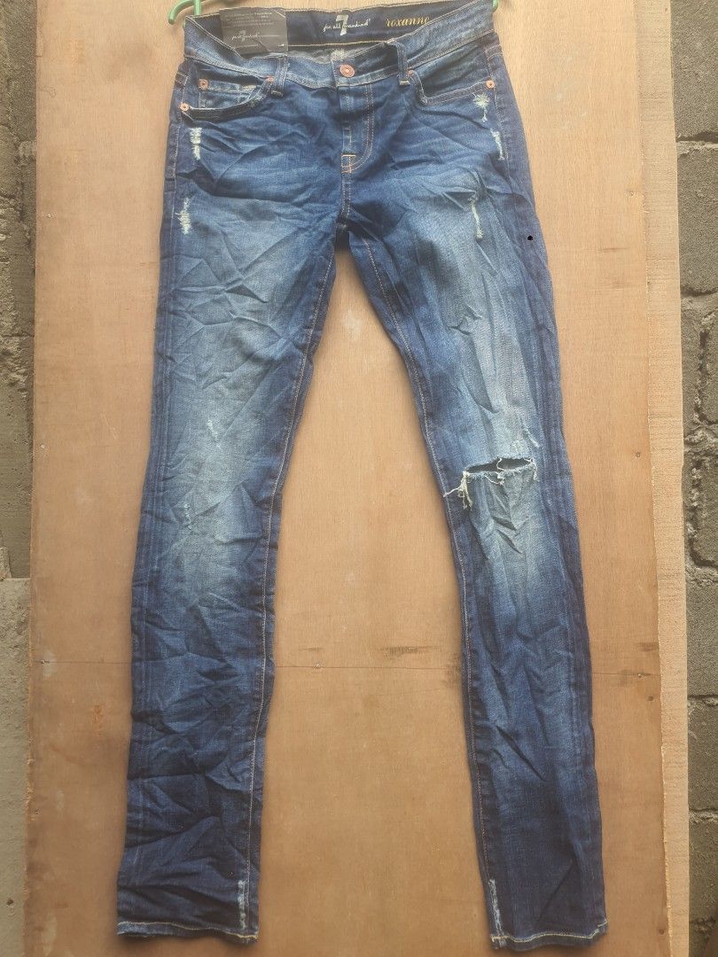 7 for all mankind (Category: Jeans) located in Butuan. Submitted by alovier1992 (Listing ID 1469765871, Image 1). Description: .