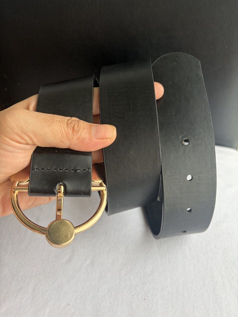 9. Black Leather Belt 39 (Category: Belts) located in Quezon City. Submitted by wagwagan_ukay_blues (Listing ID 1469852126, Image 3). Description: From Japan In good condition Please expect signs of usage Hole Size-25”-30” Overall-33” Width-1.5” Novaliches Qc.