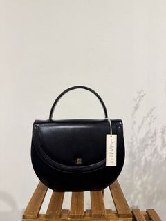 （分類：）位於 。 由 ilove2024 提交（商品編號 1469795561，圖片 1）。簡介： 。