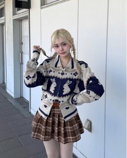 （分類：）位於 。 由 by_yeter 提交（商品編號 1469846452，圖片 1）。簡介： 。