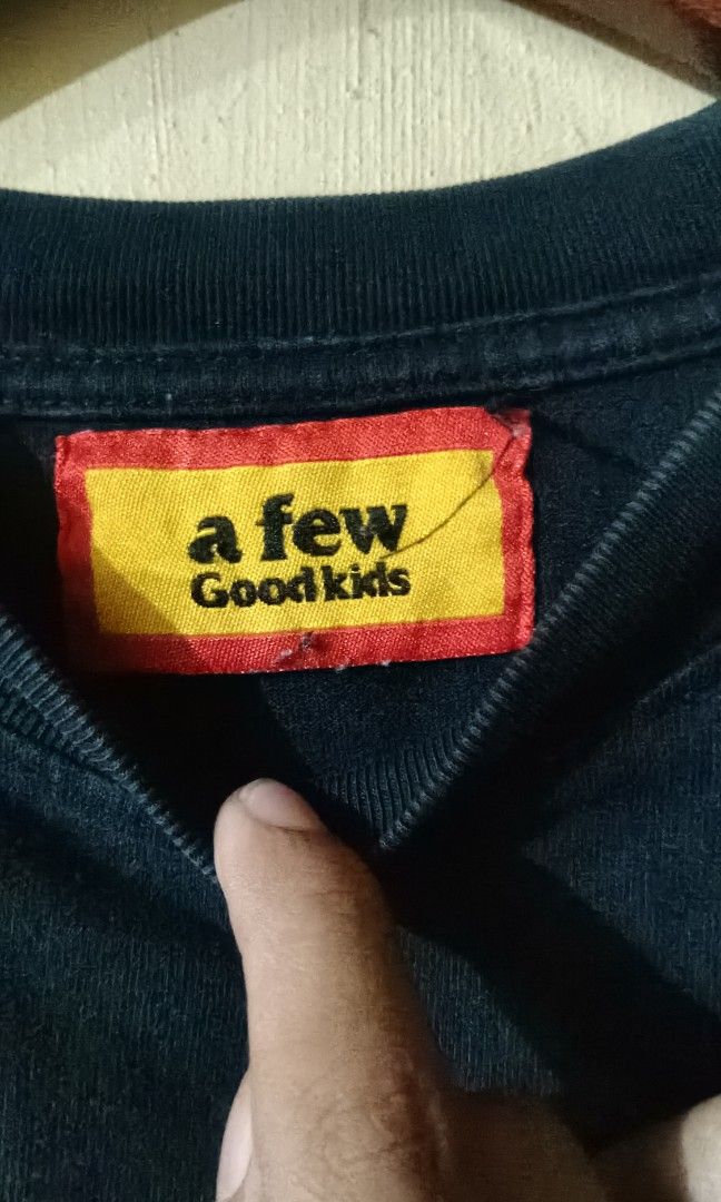 a few good kids (Category: Tshirts & Polo Shirts ) located in Oas. Submitted by yortzzz (Listing ID 1469924618, Image 3). Description: like new pa yan, crack prints lang po negotiable pa.