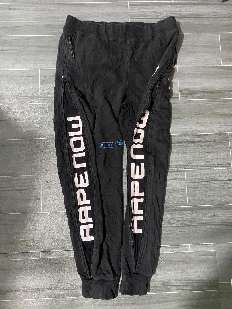 Aape (Category: Joggers) located in Cabuyao City. Submitted by jp-collection (Listing ID 1469797183, Image 3). Description: .