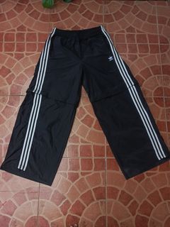 (Category: ) located in . Submitted by just_thriftfinds (Listing ID 1469911354, Image 1). Description: .