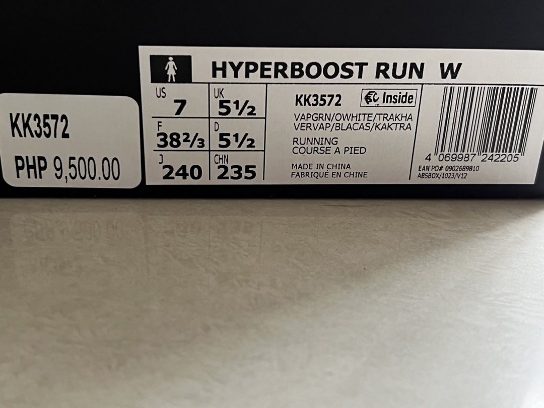 Adidas Hyperboost Run W Vapor Green Size US 7 (Category: Sneakers) located in Makati City. Submitted by arawaraw22 (Listing ID 1469798527, Image 3). Description: BRAND NEW / originally P9,500 - Brand new with tags in original box - Model: Adidas Hyperboost Run W - Colorway: Vapor Green / Off-White - Features: Primeweave upper and chunky cushioned midsole for ultimate comfort - Size: Women's US 7 / UK 5.5 / FR 38 2/3.