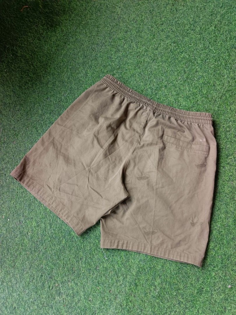 Adidas Outdoor Shorts (Category: Shorts) located in Davao. Submitted by karlito. (Listing ID 1469843278, Image 2). Description: Size XL Length 20 Hem 12.5 issue: Pinhole.