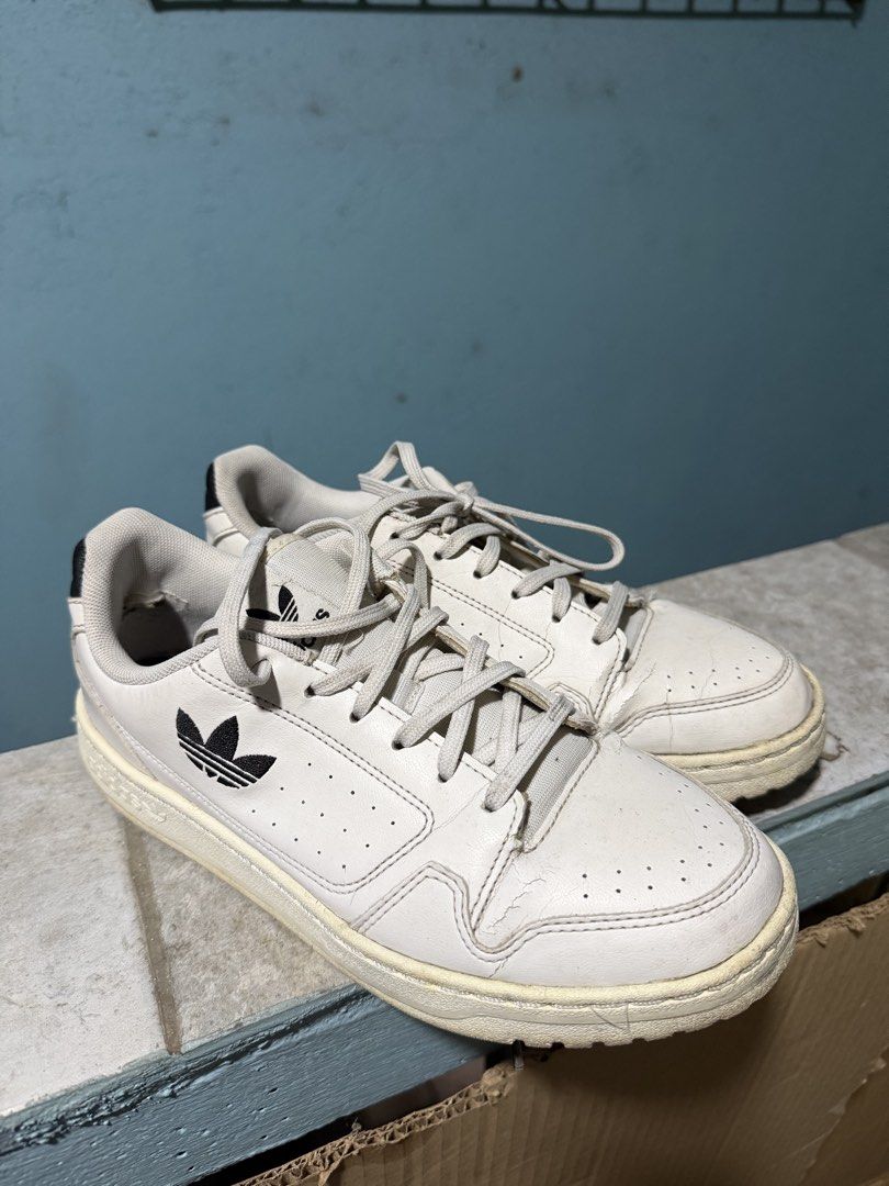 Adidas Shoes (Category: Sneakers) located in Manila. Submitted by mightymoon-e728fb (Listing ID 1469855564, Image 1). Description: pm for more inquiries! price are negotiable pls lower expectations for preloved items original :) .