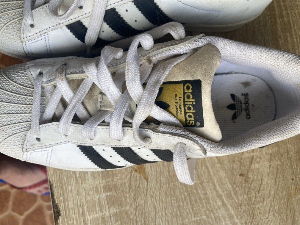 Adidas Superstar (Category: Sneakers) located in Paniqui. Submitted by swiftdragon.c69cc8 (Listing ID 1469798680, Image 2). Description: .