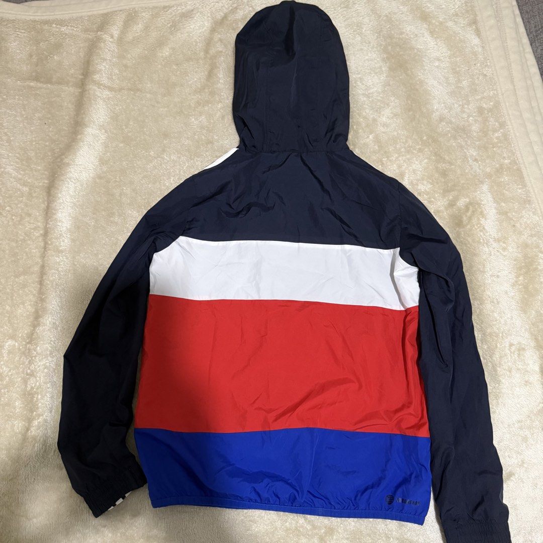 Adidas wind breaker Jacket and pants set (Category: Babies & Kids Fashion) located in Pasay City. Submitted by bellita_05 (Listing ID 1469904098, Image 2). Description: bottoms has issue sa laylayan and tali the rest is in excellent condition .
