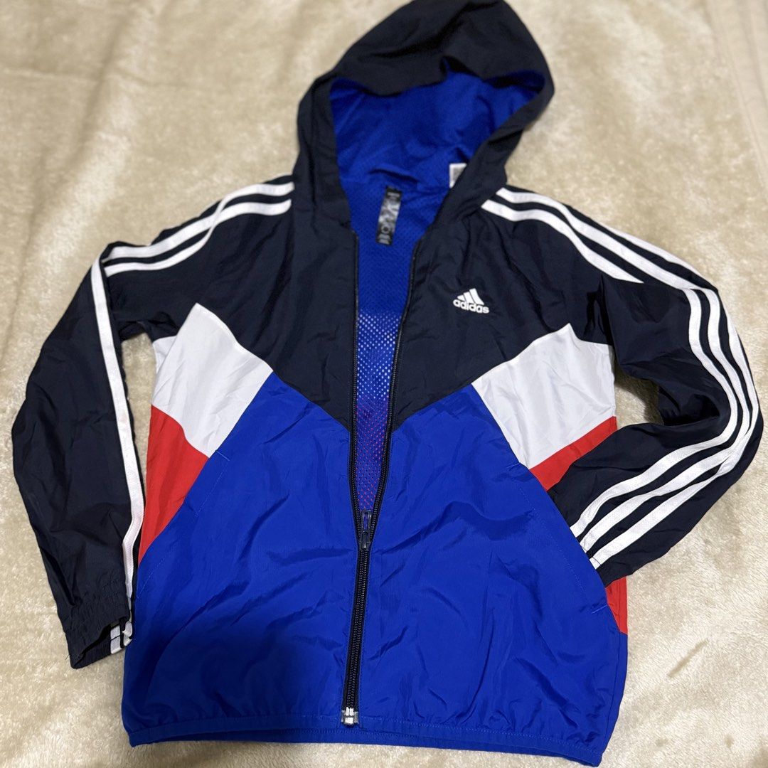 Adidas wind breaker Jacket and pants set (Category: Babies & Kids Fashion) located in Pasay City. Submitted by bellita_05 (Listing ID 1469904098, Image 1). Description: bottoms has issue sa laylayan and tali the rest is in excellent condition .