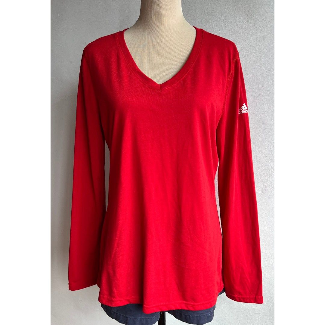Adidas Ultimate Tee Long Sleeve Shirt (Category: Longsleeves) located in Quezon City. Submitted by rosepam (Listing ID 1469775971, Image 2). Description: Adidas Ultimate Tee Long Sleeve Shirt Size on tag: L Measurements posted for reference FIX PRICE.
