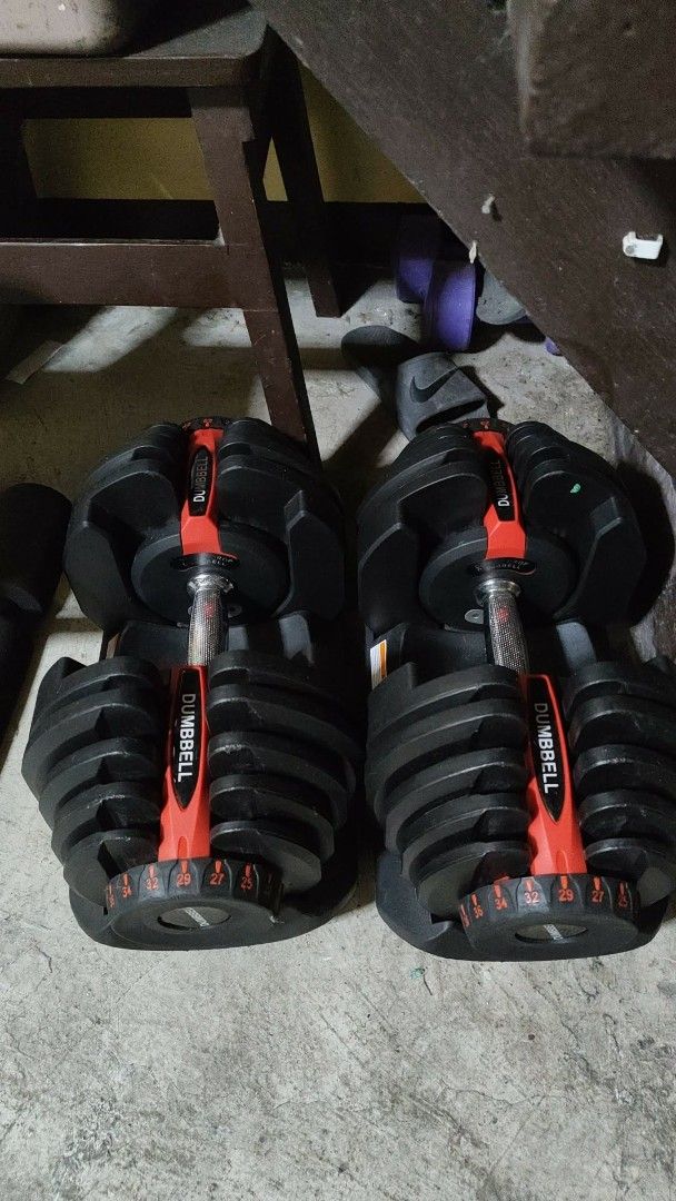 Adjustable Dumbbells and Weight Bench Workout Set (Category: Weights & Dumbbells) located in Manila. Submitted by vencioooo (Listing ID 1469928773, Image 1). Description: - Adjustable dumbbells with fast weight-change dials (Up to 40kg) - Sturdy black utility weight bench with adjustable backrest (Can hold 400kg) - Ideal for lifting, pressing, and core exercises - Space-saving design, perfect for garages or spare rooms Used na medyo maalikabok la