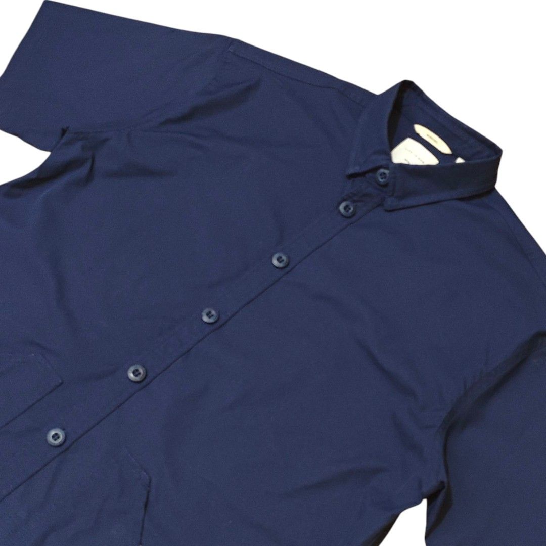 AD-LIB Solotex Utility Short Sleeve Shirt (Category: Tshirts & Polo Shirts ) located in Quezon City. Submitted by oldturnedtogold (Listing ID 1469763104, Image 3). Description: AD-LIB Solotex Utility Short Sleeve Shirt Size Large Navy Blue Shoulder Width - 22.5" Body length - 30.5" Chest Width - 23.5" Sleeve Length - 10.5" Details: - Solotex fabric - color blocking - multiple pockets - Shipping fee to be shouldered by the buyer unless otherwise a
