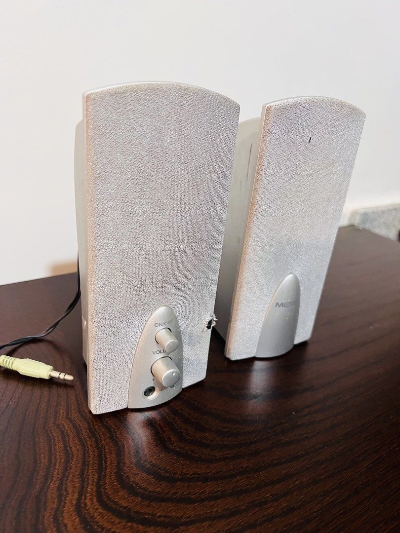 Affordable Mecer Multimedia Speakers 110 volts 😍👌🏻 (Category: Soundbars, Speakers & Amplifiers) located in Malolos. Submitted by afford.japan (Listing ID 1469882981, Image 2). Description: Affordable Mecer Multimedia Speakers 110 volts 😍👌🏻.