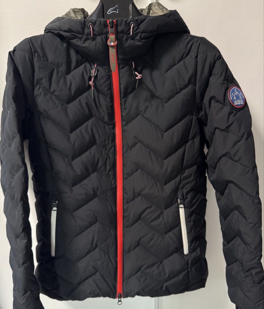 Aigle Down Puffer Jacket Black Size 38 (Category: Coats, Jackets and Outerwear) located in La Trinidad. Submitted by toronnie22 (Listing ID 1469849495, Image 2). Description: Aigle puffer jacket Women’s Color:black Color rate 10/10 Dimension in inches 20W L25 women’s small to medium In very good condition NO ISSUE NO ISSUE 1700plus sf Ship via j&t only Baguio location Respect - Brand: Authentic Aigle Down Jacket - Color: Black with vibrant orange