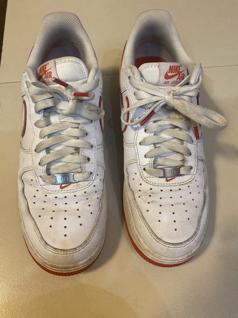 Air Force White Picante Red (Category: Sneakers) located in Quezon City. Submitted by zaffiro98 (Listing ID 1469866215, Image 1). Description: size 9.5.