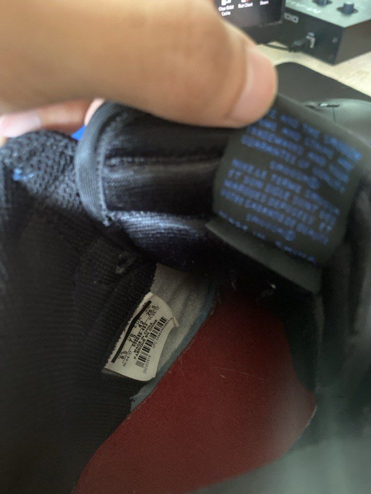 AIR JORDAN 1 GAME ROYAL (Category: Sneakers) located in Manila. Submitted by blu_stunne (Listing ID 1469803281, Image 2). Description: .