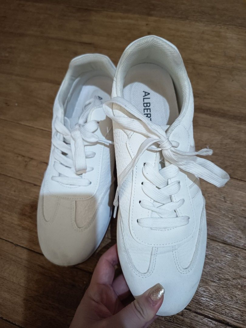ALBERTO White Casual Sneakers (Category: Sneakers) located in Las Pinas. Submitted by organizeaway (Listing ID 1469820260, Image 2). Description: - Brand: Alberto - Style: White low-top sneakers with classic lace-up design and textured upper panels - Comfort: Padded collar for extra support - Condition: Worn a few times with minor scuffs on the toe area; soles still have plenty of life left - Versatility: Clean, everyday look that easily matches 