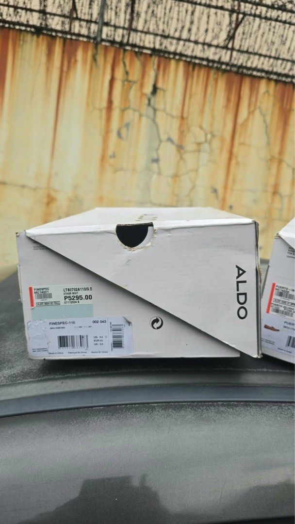 Aldo Finespec-110 (Category: Casual Shoes) located in Manila. Submitted by wildwater-f1ed (Listing ID 1469923405, Image 1). Description: Brand:ALDO Color White Original Price: 5,295.00 Selling Price: 4,000.00 Size: 9.5.