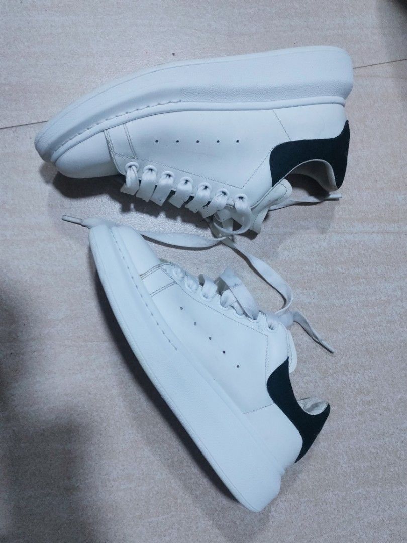 Alexander McQueen (Category: Sneakers) located in Sindangan. Submitted by branden_line (Listing ID 1469805823, Image 1). Description: alexander McQueen elgard sole size 37.