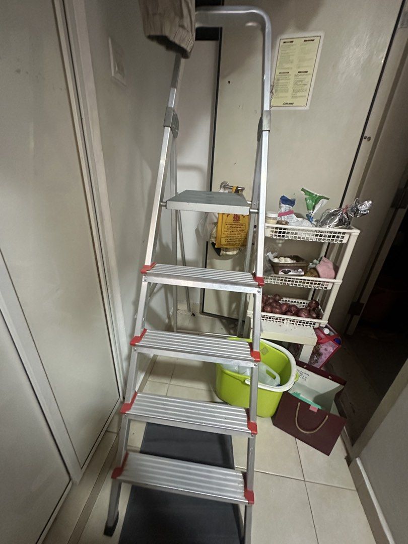 Ladder Clean Aluminium 5-Step Folding Ladder with Platform, Furniture & Home Living ...