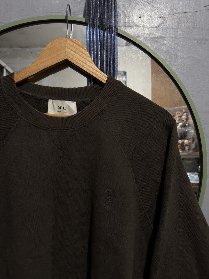Ami Paris ADC Line Crewneck - Choco Brown (RARE) (Category: Luxury Apparel) located in Manila. Submitted by tindero-ng-damit (Listing ID 1469899102, Image 2). Description: Ami Paris ADC Line Crewneck - Choco Brown (RARE) No issue - Flawless Complete tags - Guaranteed Authentic 💯 Size Large - 25width x 26length.