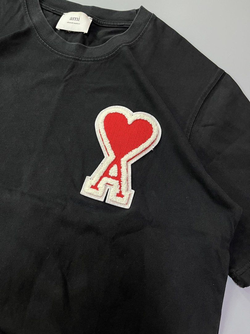 ami shirt (Category: Formal Shirts) located in Compostela. Submitted by source_20 (Listing ID 1469892016, Image 3). Description: AMI SEMI BOG LOGO DIMES 23X28 CR 9/10 NO ISSUE❌.