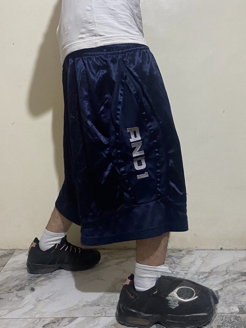 AND1 Shiny Navy Blue Shorts (Category: Shorts) located in Manila. Submitted by dathriftt (Listing ID 1469821688, Image 2). Description: AND1 NAVY BLUE Waist: Freewaist (With Lace) Length: 22 Thigh: 16 Hem: 15 -Colorrate: 9.8/10 -Excellent Condition -Issue: himulmol/rans -Complete Tags & Washtags.