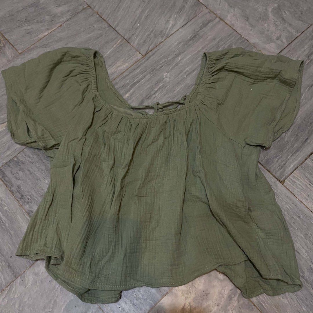 Sage Green Backless Peplum Top (Category: Blouses) located in Bacoor. Submitted by s4dee (Listing ID 1469816249, Image 1). Description: size: small - medium - never used - no flaws - back details.