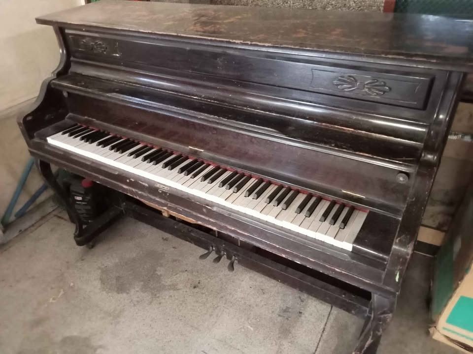 Antique Piano (Category: Musical Instruments) located in Cebu City. Submitted by cleverwind.221754 (Listing ID 1469903639, Image 2). Description: Selling antique piano. Needs repair or fixing but great for ornamentation inside the house. For pick-up only. Location: Near San Carlos South Campus, CTS/CCMC. Check out also our other items: https://garage-sale.pages.dev.