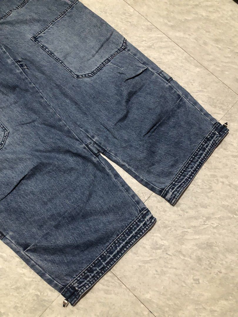 APEE BY BATHING APE (Category: Jeans) located in Manila. Submitted by tanieel (Listing ID 1469930177, Image 2). Description: .