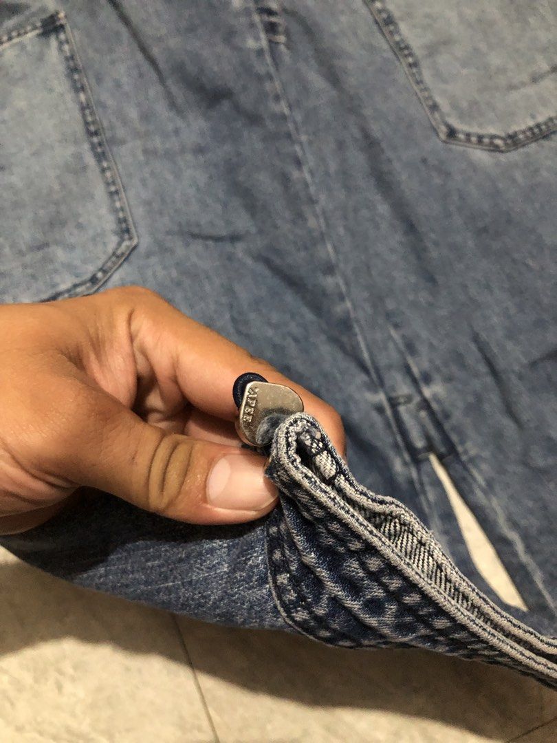 APEE BY BATHING APE (Category: Jeans) located in Manila. Submitted by tanieel (Listing ID 1469930177, Image 3). Description: .