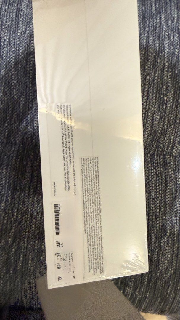 Apple AirPods Max Space Grey (Category: Headphones & Headsets) located in Las Pinas. Submitted by happydragon_07d654 (Listing ID 1469891213, Image 3). Description: - Product: Apple AirPods Max Wireless Over-Ear Headphones - Color: Space Grey - Condition: Brand new, factory sealed in original retail box with plastic wrap intact - Key Features: High-fidelity audio and industry-leading Active Noise Cancellation (ANC) - Packaging: 100% unopened, unto