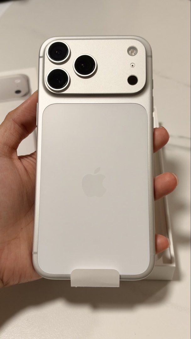 Apple iPhone 17 Pro Max 256GB Silver (Category: iPhone 17 Series) located in Quezon City. Submitted by crisjalaine (Listing ID 1469792147, Image 2). Description: 📱 FOR SALE: iPhone 17 Pro Max 256GB – Silver 🤍 ✨ Personal Unit | Well Taken Care Of! Model: iPhone 17 Pro Max Storage: 256GB Color: Silver 🤍 Battery Health: 99% 🔋 Warranty: Until March 2027 ✅ ✅ High battery health ✅ Open line / Factory unlocked ✅ Personal phone, well taken care of 📩
