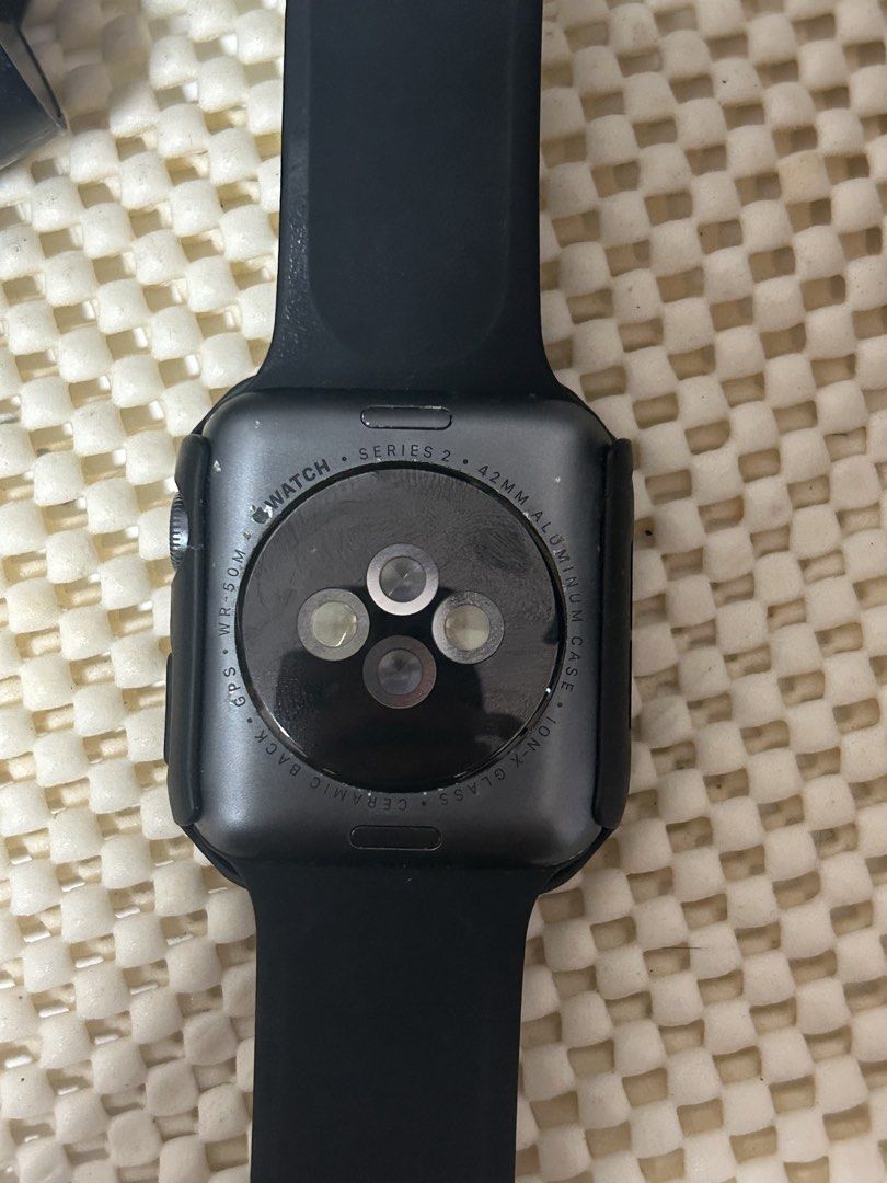 APPLE WATCH SE2 42MM (Category: Wearables & Smart Watches) located in Antipolo. Submitted by dwiguapo (Listing ID 1469905623, Image 3). Description: APPLE WATCH SE2 42MM NO BOX BUT WITH ORIG CHARGER ANTIPOLO LOC GCASH MOP OR MEETUP RFS: NEED FUNDS FOR SCHOOL.